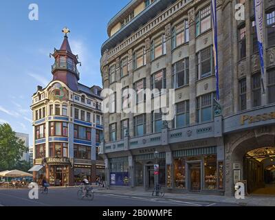 Specks Hof Ladenpassage mit dem Kaffeehaus Riquet, Leipzig, Sachsen, Deutschland, Europa Stockfoto