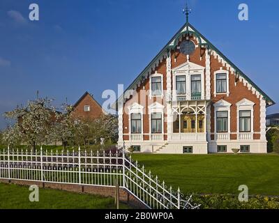 Haus bei Borstel, Kreis Jork, Altes Land, Landkreis Stade, Niedersachsen, Deutschland, Europa Stockfoto