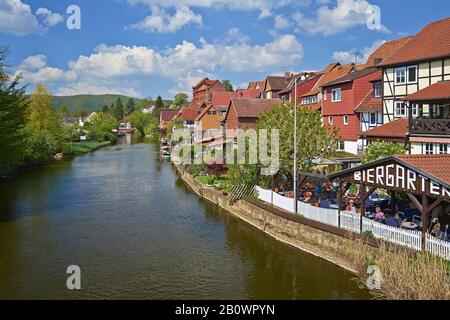 Häuser an der Werra im Landkreis Allendorf, Bad Sooden-Allendorf, Hessen, Deutschland, Europa Stockfoto