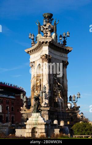 Der Brunnen in Placa d'Espanya, Barcelona, Catalunya, Spanien Stockfoto