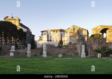 Ruinen auf Der Via Sacra, Forum Romanum, Rom, Italien, Südeuropa, Europa, Stockfoto