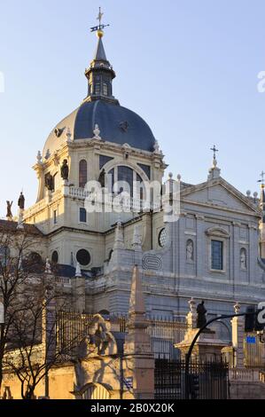 Königliche Basilika San Francisco el Grande, Madrid, Spanien, Stockfoto