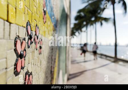 Mosaikstruktur am Miami River Walk, Downtown Miami, Florida, USA, Stockfoto