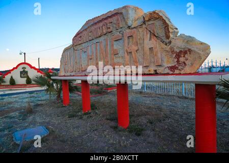 Huachinera, Sonora Mexico. Stadt in den Hochbergen. Bergkette. Huachinera, Sonora Mexico. Pueblo en la Sierra Alta. Sierra (Foto von Luis Gutierrez) Stockfoto