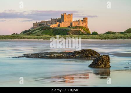 Bamburgh Castle Abendglühen Stockfoto