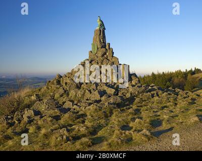 Luftfahrtdenkmal auf der Wasserkuppe, hohe Rhön, Landkreis Fulda, Hessen, Deutschland, Stockfoto