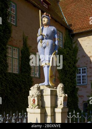 Roland vor Schloss Bederkesa, Bad Bederkesa, Niedersachsen, Deutschland, Stockfoto