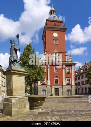 Rathaus mit Gothardus-Brunnen am Hauptmarkt in Gotha, Thüringen, Deutschland, Stockfoto