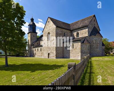 Romantische Klosterkirche Bodenfelde, Landkreis Northeim, Niedersachsen, Deutschland, Stockfoto