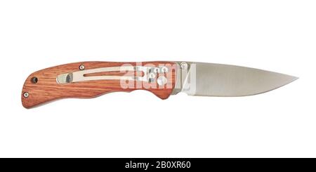 Tragen Sie jeden Tag Klappmesser mit Klingenauswurf und Holzgriff, isoliert auf weißem Grund. Stockfoto