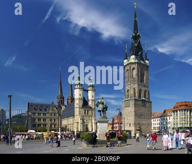 Marktplatz mit Marktkirche St. Marien, Handgedächtnisstätte und rotem Turm, Halle/Saale, Sachsen-Anhalt, Deutschland, Stockfoto