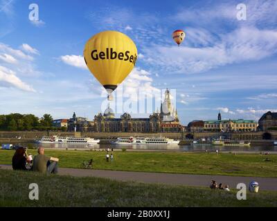 Ballonfahrer, Start vom Elbufer, Dresden, Sachsen, Deutschland, Stockfoto