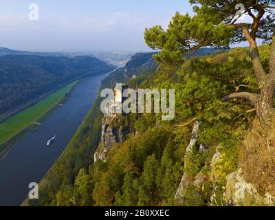 Blick von der Bastei bei Rathen ins Elbtal, in die sächsische Schweiz, Sachsen, Deutschland, Stockfoto