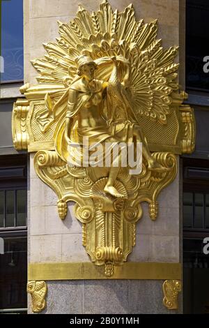 Detail im ehemaligen Kaufhaus Ebert, auch Kaufhaus Topas in Leipzig, Sachsen, Deutschland, Stockfoto