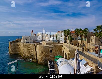 Altstadt mit befestigter Mauer der Hafenstadt Akko, Israel, Stockfoto