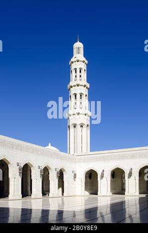 Große Sultan-Qaboos-Moschee in Maskat, Oman, Stockfoto