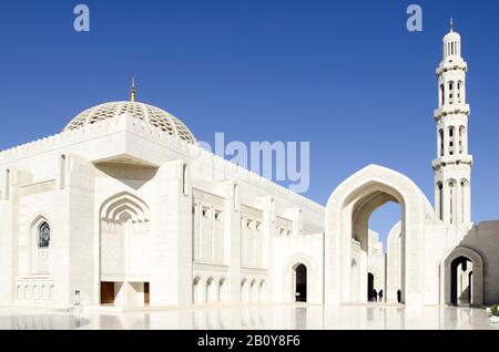 Große Sultan-Qaboos-Moschee in Maskat, Oman, Stockfoto