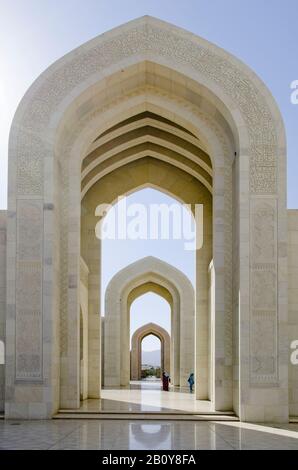 Große Sultan-Qaboos-Moschee in Maskat, Oman, Stockfoto