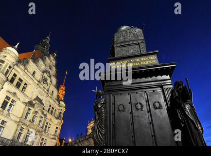 Hofkirche, Theaterplatz, Dresden, Freistaat Sachsen, Deutschland, Stockfoto