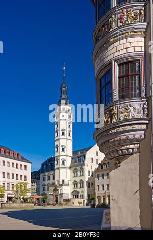 Marktplatz mit Rathaus und Renaissance-Erker in Gera-Thüringen, Deutschland, Stockfoto