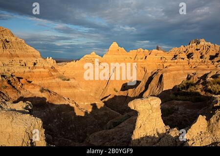 SD00178-00...SOUTH DAKOTA - EINE Felsformation vom Typ Toadstool im Badlands National Park. Stockfoto