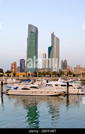 Sultan-Einkaufszentrum mit Jachthafen, Kuwait, Arabische Halbinsel, Westasien, Stockfoto