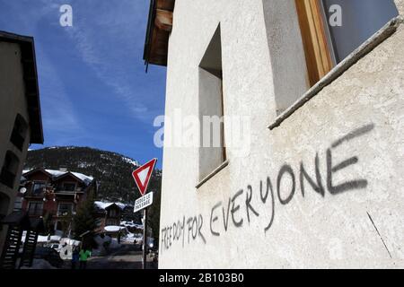 Frankreich Italien grenzt an Graffiti Montgenèvre Stockfoto