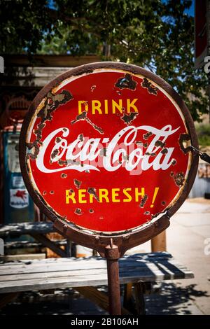 Coca-Cola Sign, Hackberry General Store, Historische Route 66, Arizona, USA Stockfoto