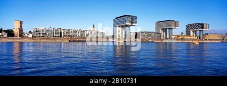 Kranhausbau am Rheinufer, Köln, Deutschland Stockfoto