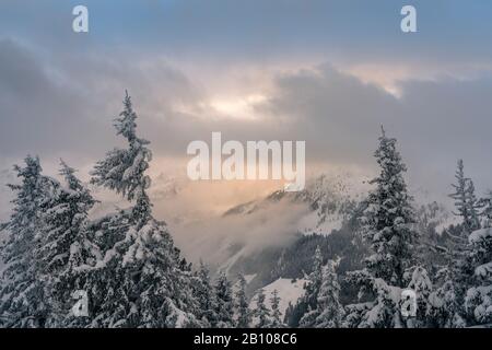 Sonnenuntergang auf der Hochwurzen, Schladminger Tauern, Dachstein, Österreich Stockfoto