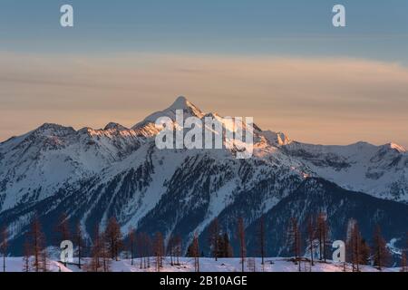 Blick auf die Schladminger Tauern und Dachstein, Dachstein, Sonnenuntergang, Österreich Stockfoto