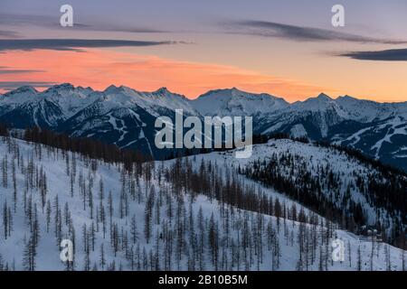 Blick auf die Schladminger Tauern und Dachstein, Dachstein, Sonnenuntergang, Österreich Stockfoto