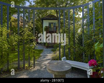 Gartenpinkeln im Schillergarten in Jena, Thüringen, Deutschland Stockfoto