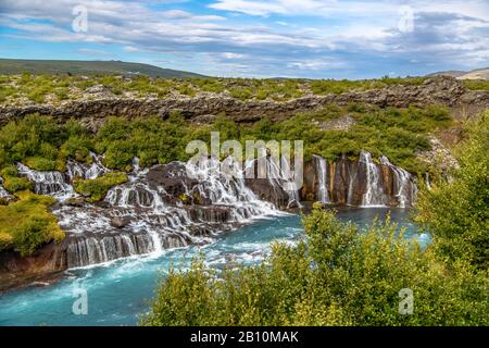 Hraunfossar Wasserfälle am Fluss Hvítá, Island Stockfoto