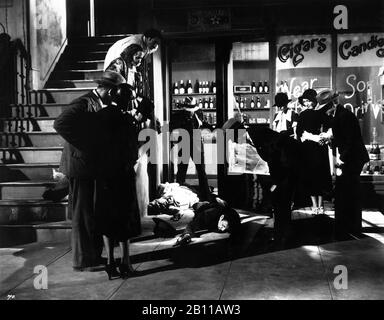 Gangland Street Killing in SCARFACE 1932 Regisseure HOWARD HAWKS und RICHARD ROSSON Roman Armitage Trail Screen Story Ben Hecht Produzent Howard Hughes The Caddo Company/United Artists Stockfoto