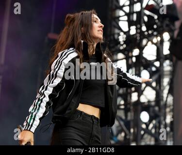 Amy Shark at Fire Fight Australia im ANZ Stadium Sydney Australa 16. Feb 2020 Foto VON Rhiannon Hopley Stockfoto