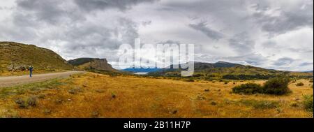 Panoramablick vom Cerro Benitez über Lago Sofia zum Nationalpark Torres del Paine, Provinz Ultima Esperanza, Region Magallanes, Südchile Stockfoto