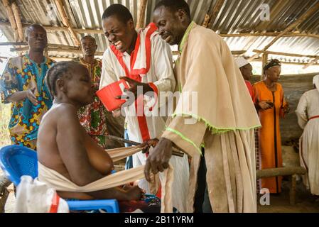 Kirche in Afrika spirituelle Heilung und Masse in der Republik Kongo Stockfoto