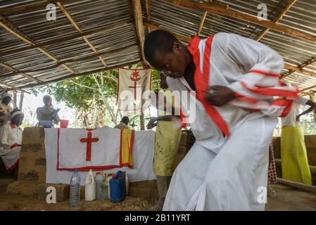 Kirche in Afrika spirituelle Heilung und Masse in der Republik Kongo Stockfoto