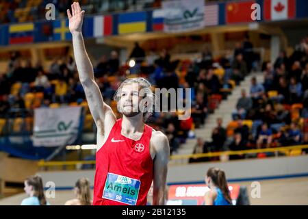 Apeldoorn, Niederlande. Februar 2020. Omnisport Apeldoorn, High Jump, Saison 2019/2020. Douwe Amels feiert den Sieg während der NK Atletiek 2020 Indoor Credit: Pro Shots/Alamy Live News Stockfoto