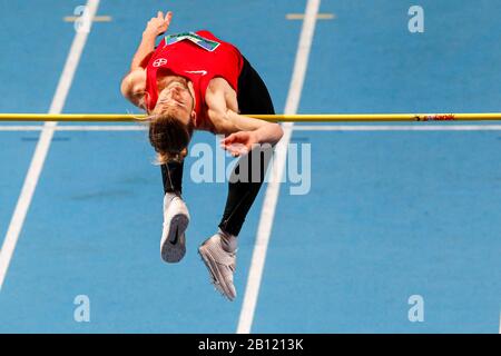 Apeldoorn, Niederlande. Februar 2020. Omnisport Apeldoorn, High Jump, Saison 2019/2020. Douwe Amels während des NK Atletiek 2020 Indoor Credit: Pro Shots/Alamy Live News Stockfoto