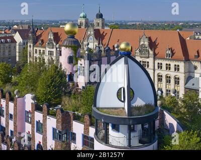 Blick von der Grünen Zitadelle auf die alte Post und den Dom Sankt Sebastian, Magdeburg, Sachsen-Anhalt, Deutschland Stockfoto