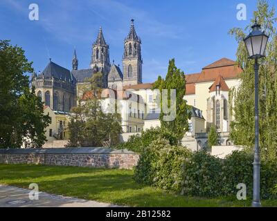 Blick vom Fürstenwall auf den Dom zu Magdeburg, nach Magdeburg, Sachsen-Anhalt, Deutschland Stockfoto