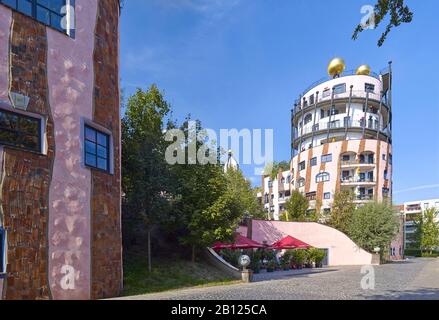 Die Grüne Zitadelle von Friedensreich Hundertwasser in Magdeburg, Sachsen-Anhalt, Deutschland Stockfoto