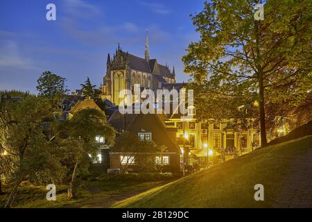 Hooglandse Kerk, Blick von der Burg, Leiden, Südholland, Niederlande Stockfoto