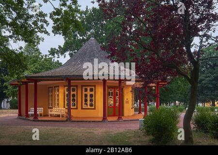 Rote Pavillon am Kamp in Bad Doberan, Mecklenburg-Vorpommern, Deutschland Stockfoto