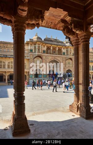 Säulen in Amer Fort, Jaipur, Rajasthan, Indien Stockfoto