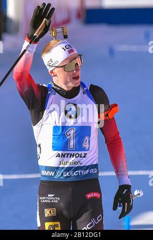 Antholz, Italien. Februar 2020. Thignes johannes boe (FRA) feiert Dopio-Finish für La sua Medaglia von Argento während der IBU-Weltmeisterschaft Biathlon 2020 - 4 x 7,5 Km - Außenrelais, Biathlon in Antholz (BZ), Italien, 22. Februar 2020 Kredit: Unabhängige Fotoagentur Srl/Alamy Live News Stockfoto