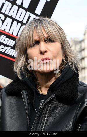 Chrissie Hynde. Protest „Don't extradite Assange“, Parliament Square, London. VEREINIGTES KÖNIGREICH Stockfoto