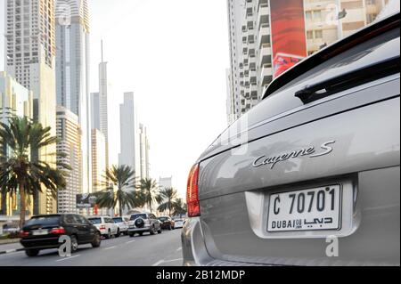 Impressionen von Scheich Zayed Road, Al Satwa, Dubai, Vereinigte Arabische Emirate, Naher Osten Stockfoto